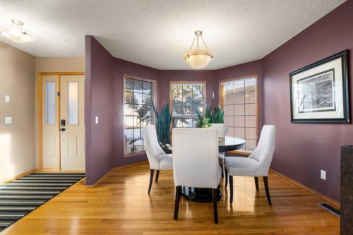 2331 Morris Crescent Se, Airdrie, AB - Indoor Photo Showing Dining Room