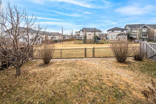 18 Hidden Creek Point Nw, Calgary, AB - Outdoor
