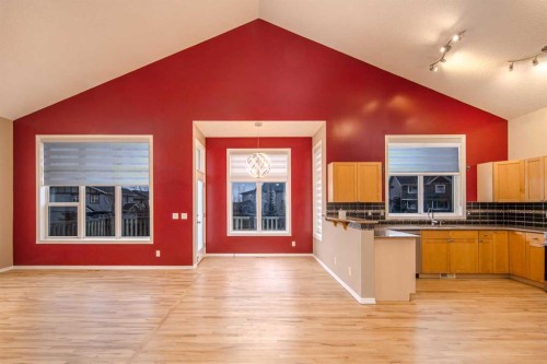 18 Hidden Creek Point Nw, Calgary, AB - Indoor Photo Showing Other Room