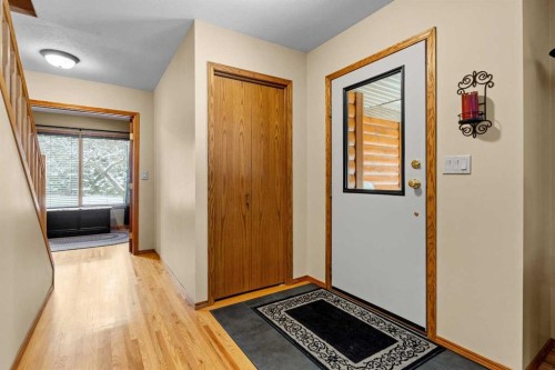 101-04042 Highway 587, Rural Red Deer County, AB - Indoor Photo Showing Other Room