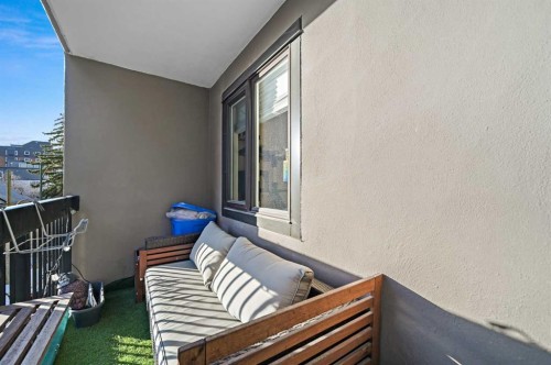 304-1033 15 Avenue Sw, Calgary, AB - Outdoor With Exterior