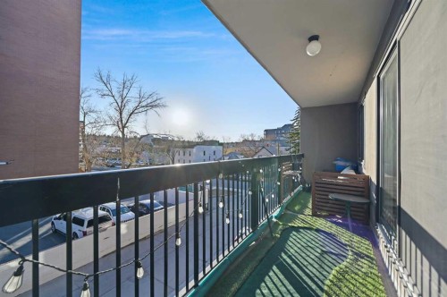 304-1033 15 Avenue Sw, Calgary, AB - Outdoor With Balcony With Exterior