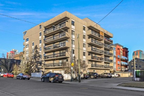 304-1033 15 Avenue Sw, Calgary, AB - Outdoor With Balcony With Facade
