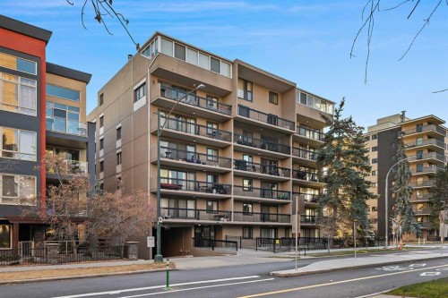 304-1033 15 Avenue Sw, Calgary, AB - Outdoor With Balcony With Facade