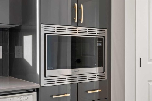 218 Edith Road Nw, Calgary, AB - Indoor