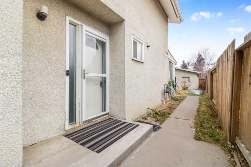 2036 39 Street Se, Calgary, AB - Outdoor With Exterior