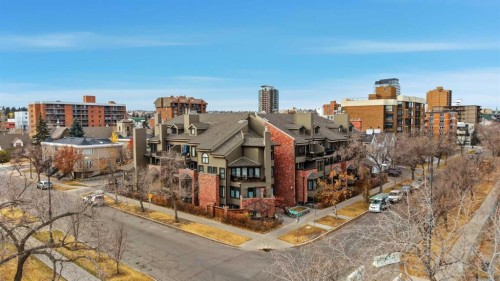 310-1111 13 Avenue Sw, Calgary, AB - Outdoor With View