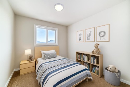32 Creekside Rise Sw, Calgary, AB - Indoor Photo Showing Bedroom