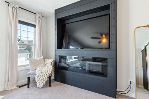 206 Riviera View, Cochrane, AB - Indoor