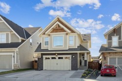 206 Riviera View  Cochrane, AB T4C 0Z2