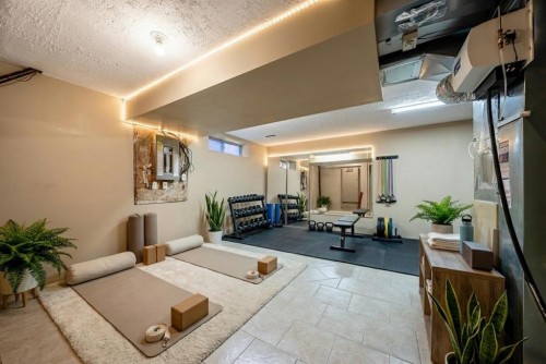 55 Mt Apex Green Se, Calgary, AB - Indoor