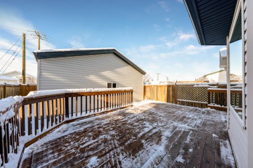 55 Mt Apex Green Se, Calgary, AB - Outdoor With Exterior