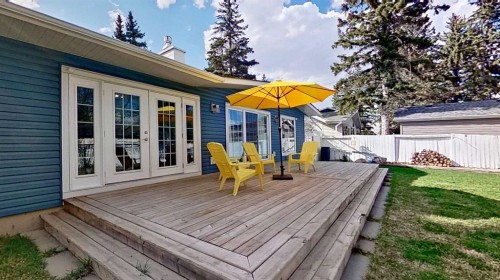 2932 Lathom Crescent Sw, Calgary, AB - Outdoor With Deck Patio Veranda