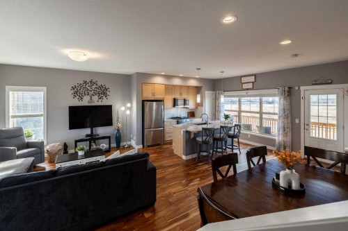 1201-32 Horseshoe Crescent, Cochrane, AB - Indoor Photo Showing Other Room