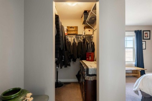 1201-32 Horseshoe Crescent, Cochrane, AB - Indoor