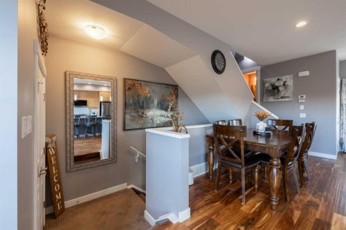 1201-32 Horseshoe Crescent, Cochrane, AB - Indoor Photo Showing Dining Room