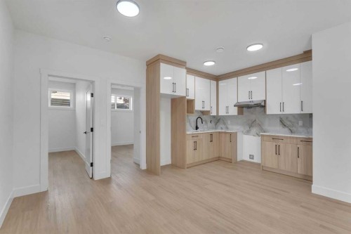 268 South Shore View, Chestermere, AB - Indoor Photo Showing Kitchen