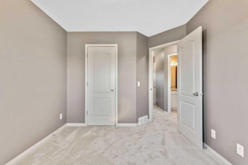 331 Strathcona Circle, Strathmore, AB - Indoor Photo Showing Other Room