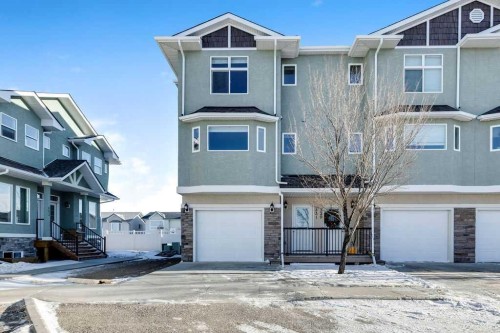 331 Strathcona Circle, Strathmore, AB - Outdoor With Facade