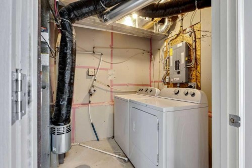 331 Strathcona Circle, Strathmore, AB - Indoor Photo Showing Laundry Room