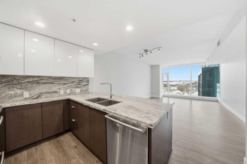 1505-519 Riverfront Avenue Se, Calgary, AB - Indoor Photo Showing Kitchen With Double Sink With Upgraded Kitchen