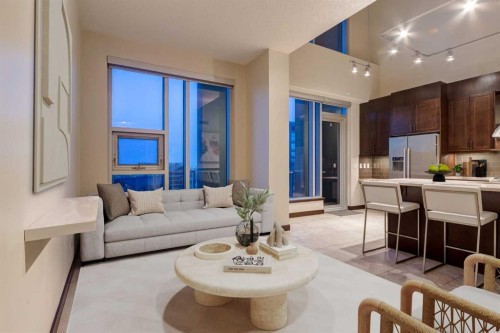 3004-211 13 Avenue Se, Calgary, AB - Indoor Photo Showing Living Room