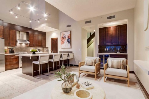 3004-211 13 Avenue Se, Calgary, AB - Indoor Photo Showing Other Room