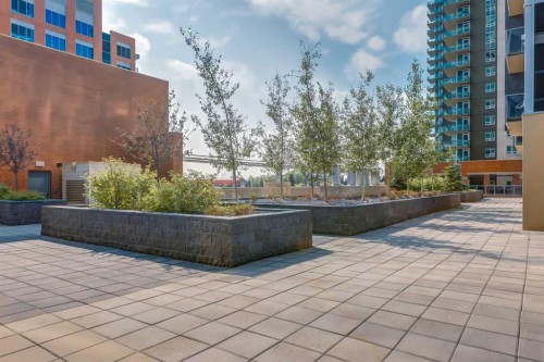 3004-211 13 Avenue Se, Calgary, AB - Outdoor