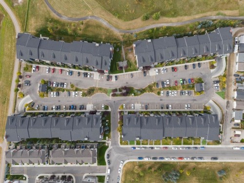 1403-99 Copperstone Park Se, Calgary, AB - 