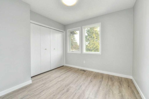 802-5340 17 Avenue Sw, Calgary, AB - Indoor Photo Showing Other Room