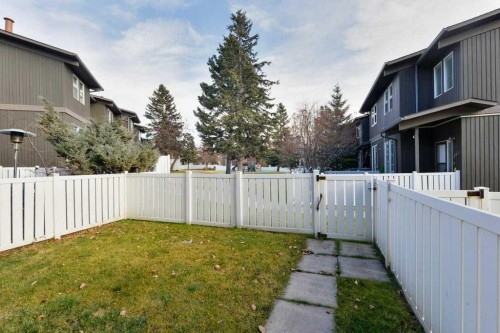 802-5340 17 Avenue Sw, Calgary, AB - Outdoor