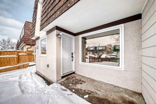7634 24A Street Se, Calgary, AB - Outdoor With Exterior