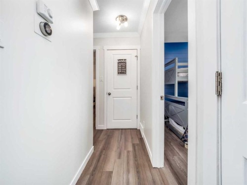 1147 Lakeland Crescent South, Lethbridge, AB - Indoor Photo Showing Other Room