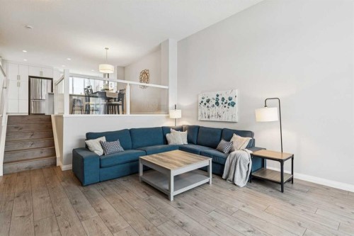 95 Masters Link Se, Calgary, AB - Indoor Photo Showing Living Room