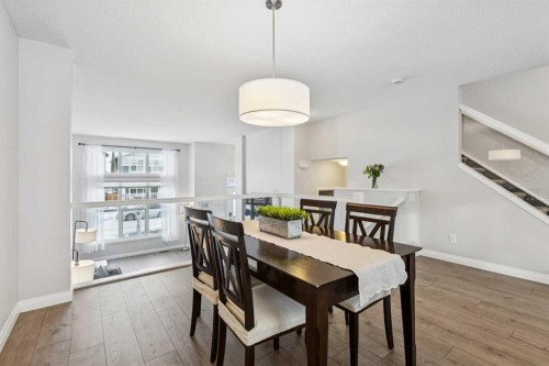 95 Masters Link Se, Calgary, AB - Indoor Photo Showing Dining Room
