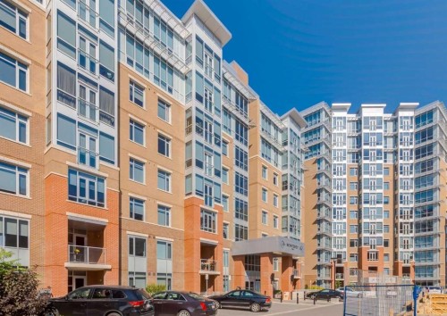 605-32 Varsity Estates Circle Nw, Calgary, AB - Outdoor With Balcony With Facade