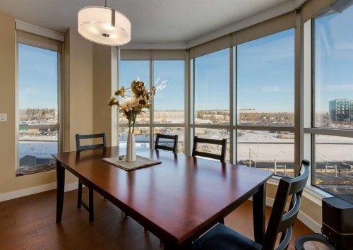 605-32 Varsity Estates Circle Nw, Calgary, AB - Indoor