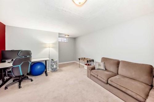 145 Whitewood Place Ne, Calgary, AB - Indoor