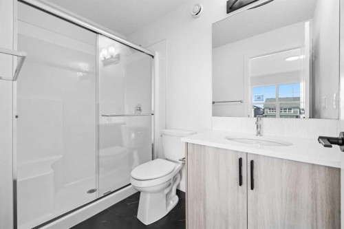 120 Mitchell Walk Nw, Calgary, AB - Indoor Photo Showing Bathroom