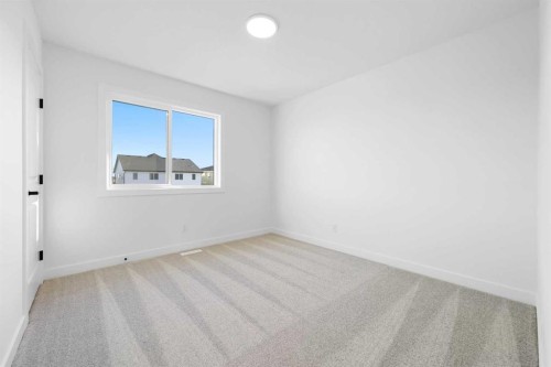 120 Mitchell Walk Nw, Calgary, AB - Indoor Photo Showing Other Room