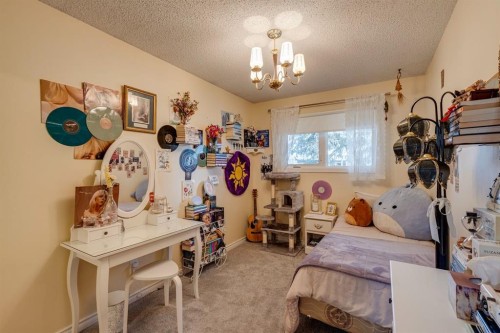 2015 Milne Drive Ne, Calgary, AB - Indoor