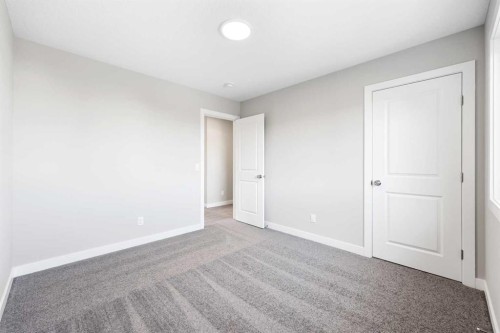 104 Mitchell Walk Nw, Calgary, AB - Indoor Photo Showing Other Room