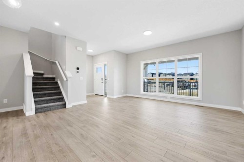 104 Mitchell Walk Nw, Calgary, AB - Indoor Photo Showing Other Room