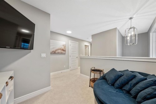 135 Belgian Crescent, Cochrane, AB - Indoor