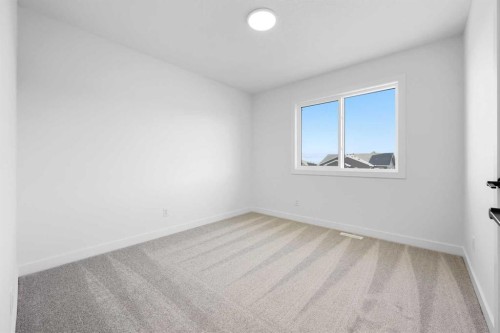 128 Mitchell Walk Nw, Calgary, AB - Indoor Photo Showing Other Room