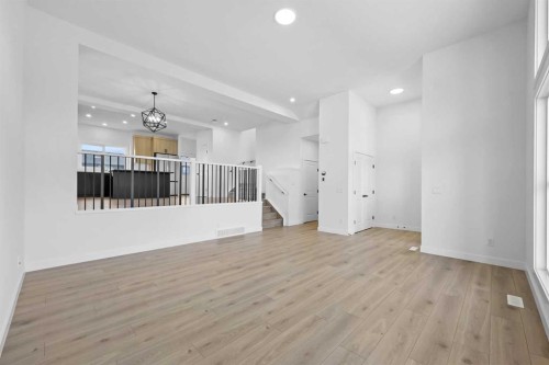 128 Mitchell Walk Nw, Calgary, AB - Indoor Photo Showing Other Room