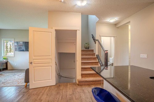 4 Copperpond Parade Se, Calgary, AB - Indoor Photo Showing Other Room