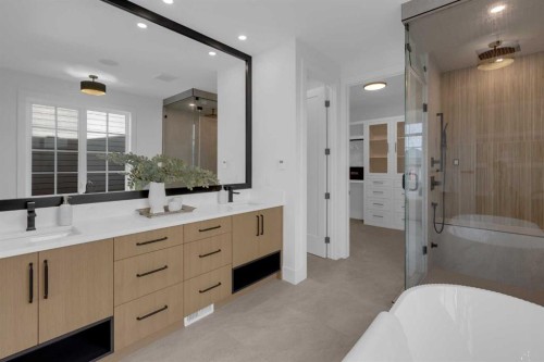 1432 Coopers Landing Sw, Airdrie, AB - Indoor Photo Showing Bathroom