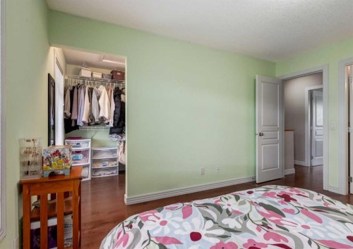 12 Royal Oak Lane Nw, Calgary, AB - Indoor Photo Showing Bedroom
