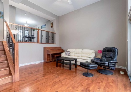 12 Royal Oak Lane Nw, Calgary, AB - Indoor Photo Showing Other Room